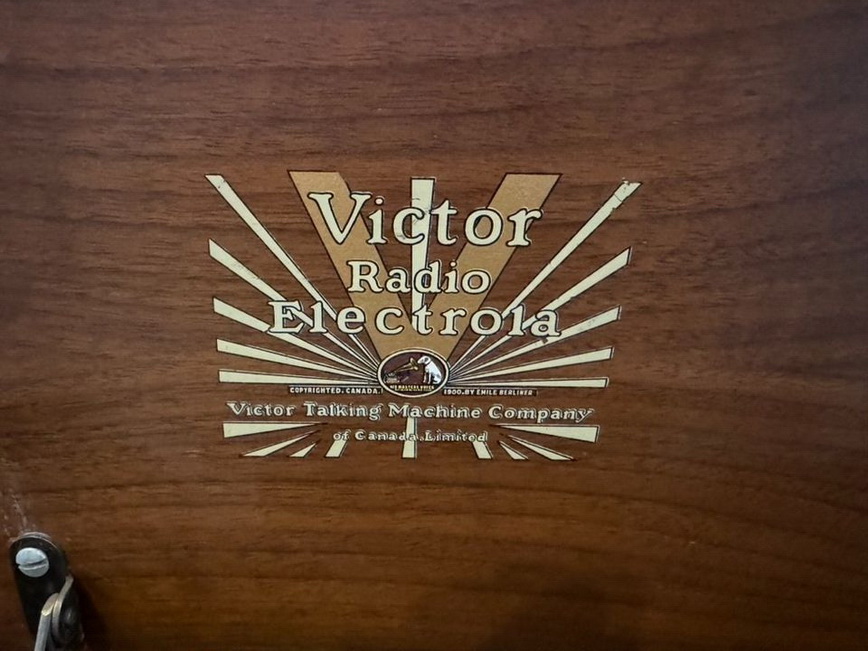 Victor - Canadian Antique Phonograph Project